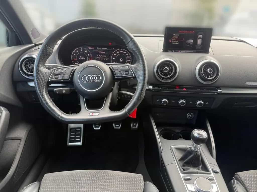Audi A3 Sportback sport *PDC*PANO*SHZ*GRA*LED*NAVI* 01/2019-photo-9