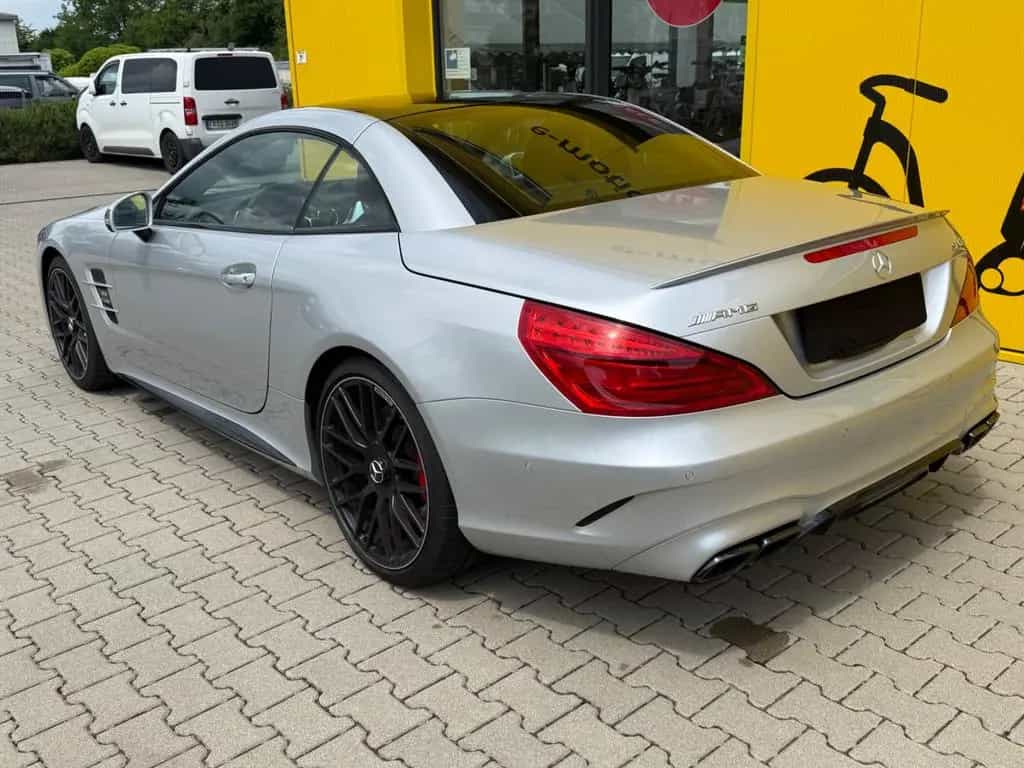 Mercedes-Benz SL 63 AMG Performance 03/2017-photo-13