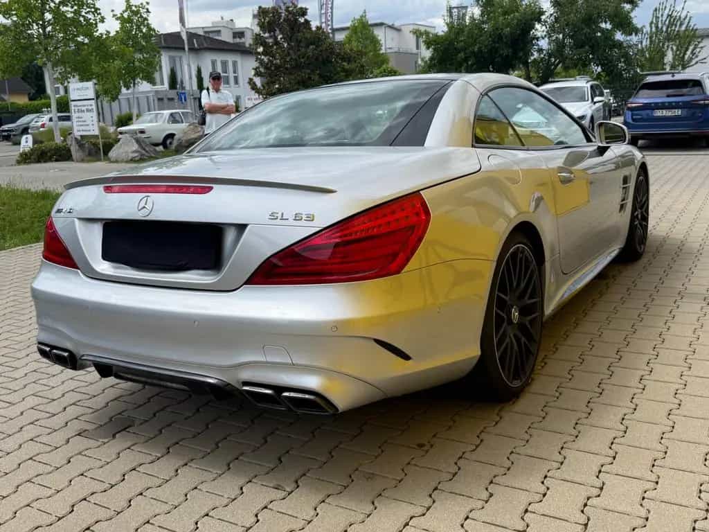Mercedes-Benz SL 63 AMG Performance 03/2017-photo-15