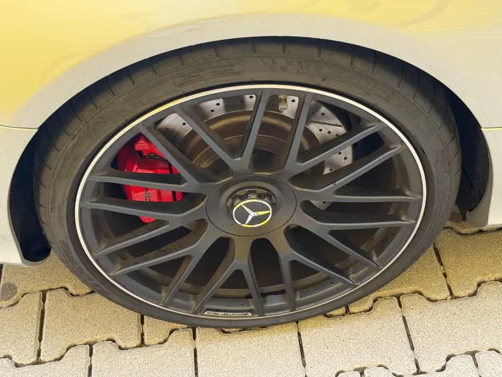 Mercedes-Benz SL 63 AMG Performance 03/2017-photo-18