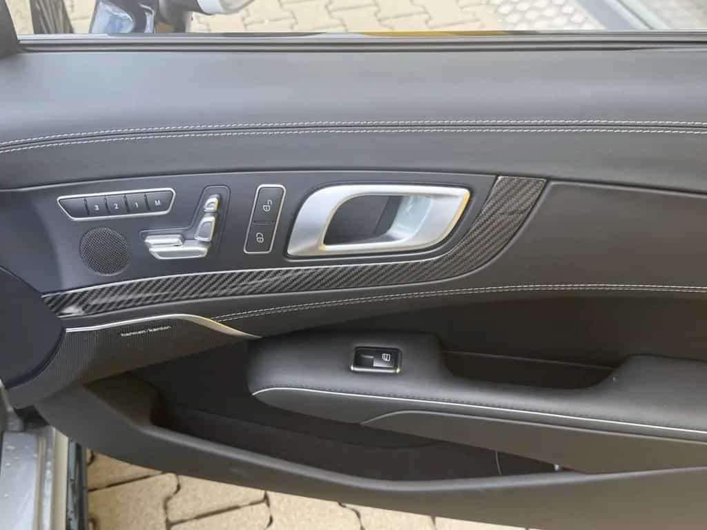 Mercedes-Benz SL 63 AMG Performance 03/2017-photo-33