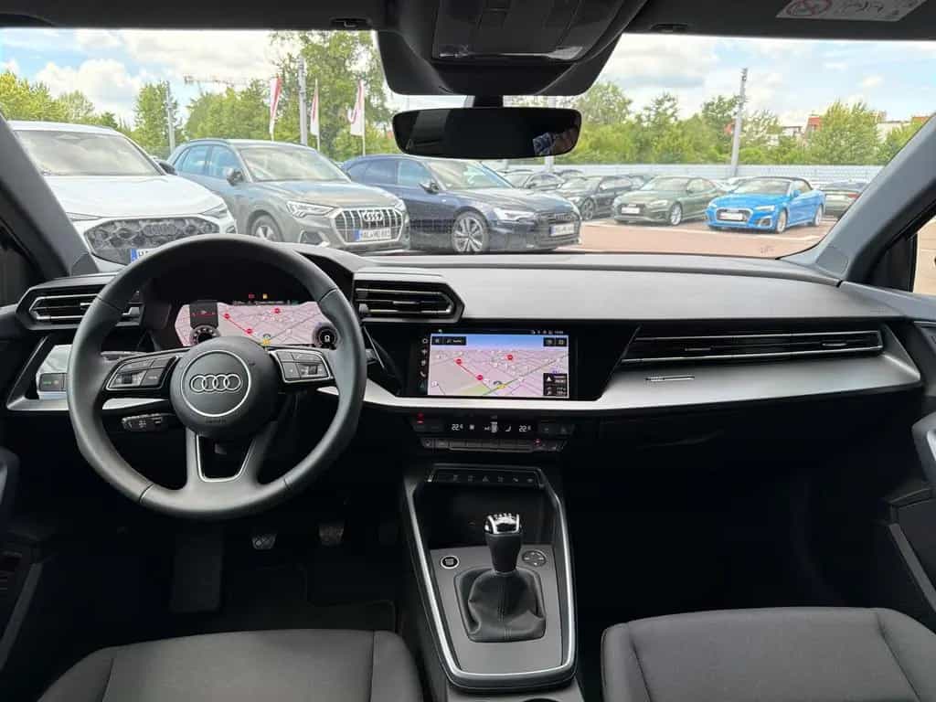 Audi A3 Sportback TFSI advanced LED KAMERA SHZ NAVI+ 10/2025-photo-14