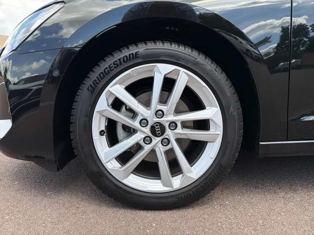 Audi A3 Sportback TFSI advanced LED KAMERA SHZ NAVI+ 10/2025-photo-6