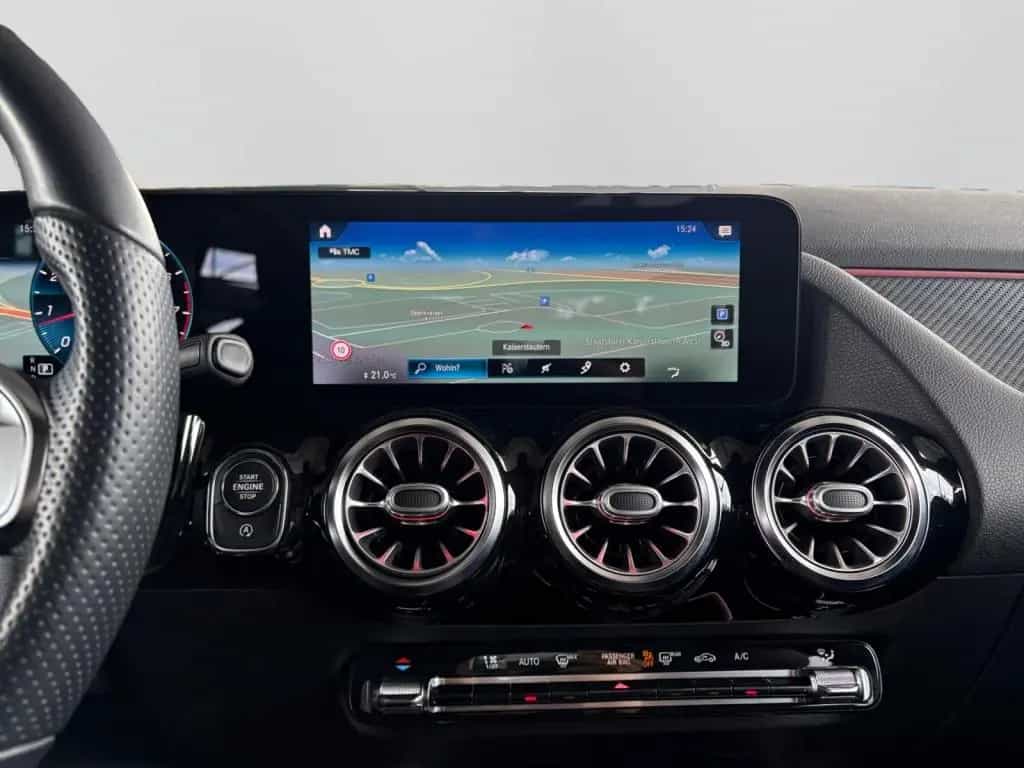 Mercedes-Benz GLA 250 4M AMG|LED|AMBI|TEMP|PTS|KAM|SHZ|CarPlay 10/2020-photo-11