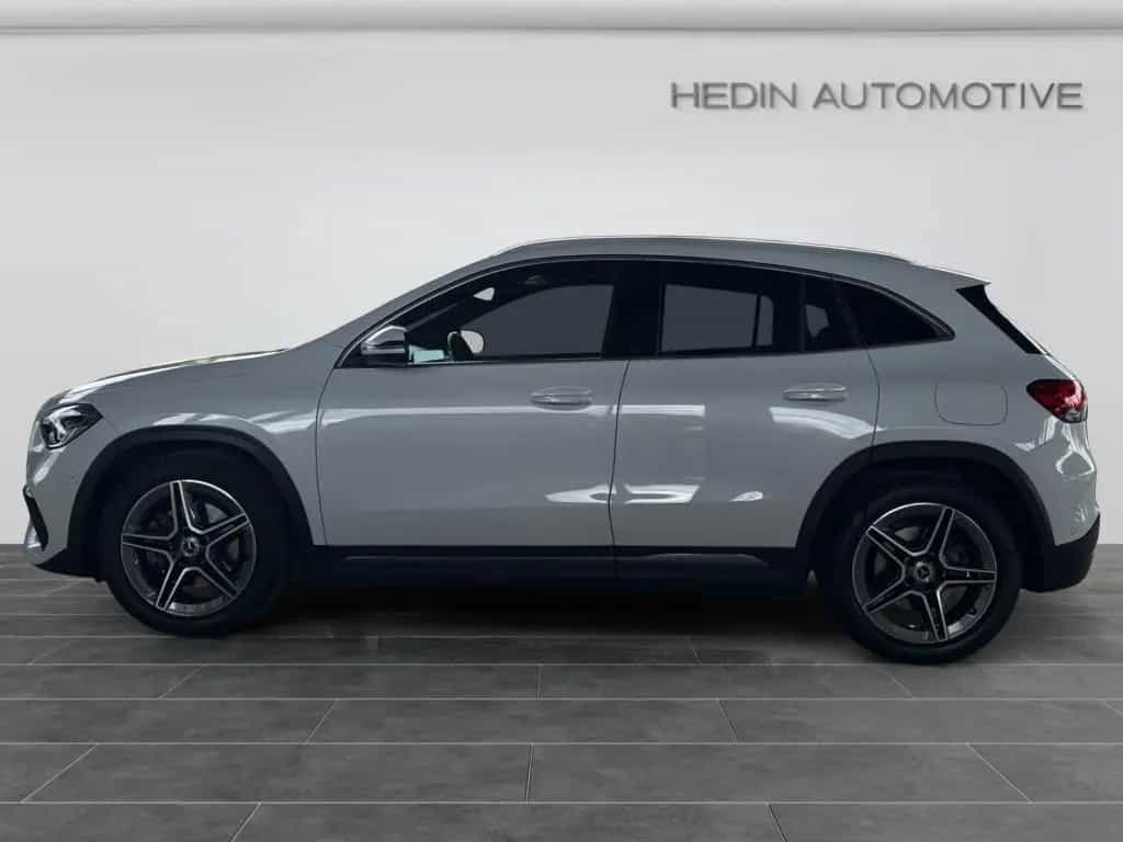 Mercedes-Benz GLA 250 4M AMG|LED|AMBI|TEMP|PTS|KAM|SHZ|CarPlay 10/2020-photo-2