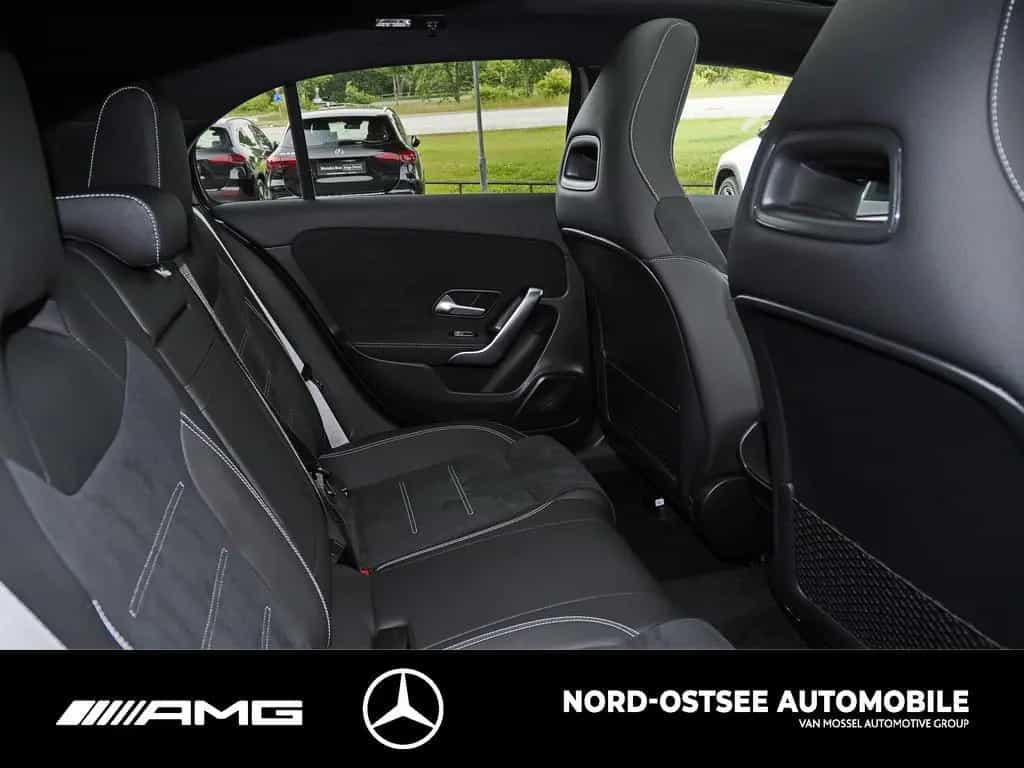 Mercedes-Benz A 200 SPECIAL EDITION ADV.+ KAM PANO MBUX NIGHT 10/2025-photo-12