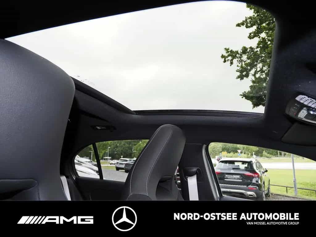 Mercedes-Benz A 200 SPECIAL EDITION ADV.+ KAM PANO MBUX NIGHT 10/2025-photo-13
