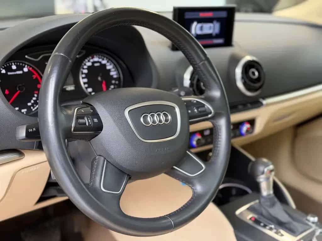 Audi A3 Limousine 1.4 TFSI Ultra / LED / PANORAMA / 12/2015-photo-12