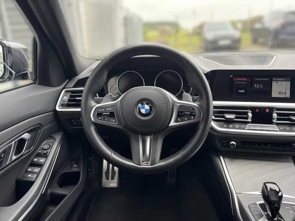 BMW 320 d Touring M Sport AHK Navi DAB LMR 07/2020-photo-6