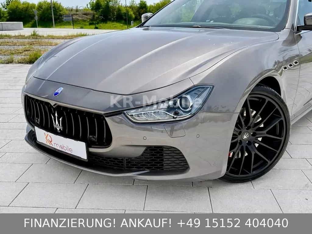 Maserati Ghibli /2-Hand/Serviceheft/TÜV/Garantie/COC 12/2015-photo-2