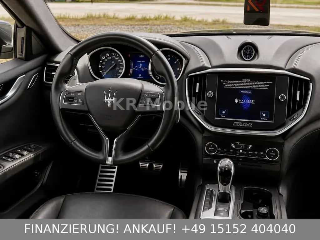 Maserati Ghibli /2-Hand/Serviceheft/TÜV/Garantie/COC 12/2015-photo-29