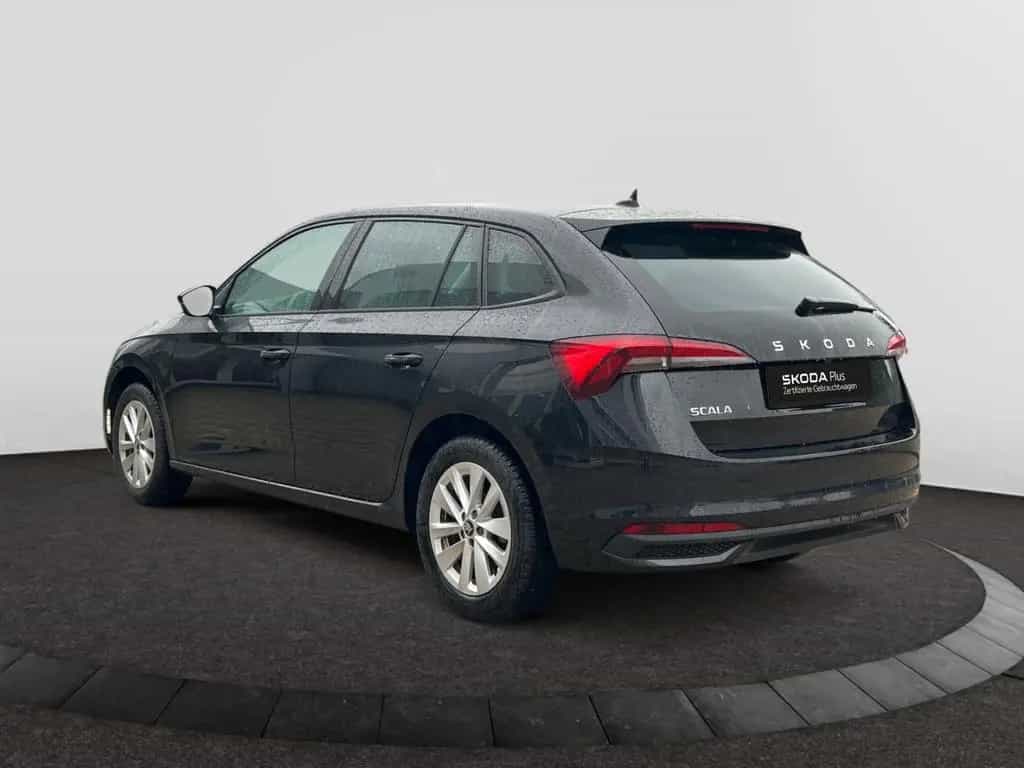 Skoda Scala Selection 1,0 TSI DSG Navi LED ACC Rückfah 10/2025-photo-2