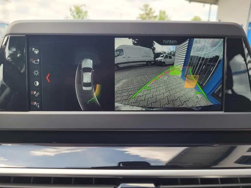BMW 520 d Sport Line *KAMERA*SHZ*LED*NAVI* 03/2019-photo-13