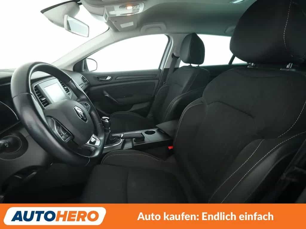 Renault Megane 1.3 TCe Limited*NAVI*TEMPO*CAM*PDC*SHZ* 08/2018-photo-9