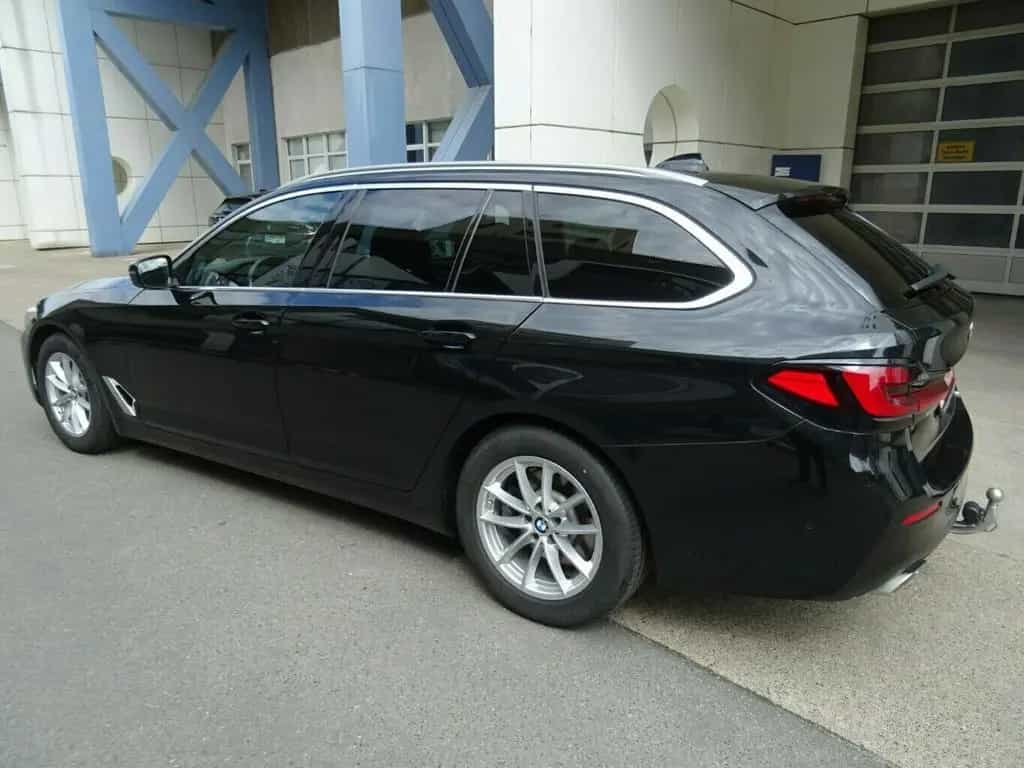 BMW 520 d Tour Autom,,Leder,AHK,ACC,360° 03/2021-photo-14