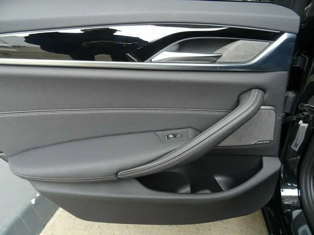 BMW 520 d Tour Autom,,Leder,AHK,ACC,360° 03/2021-photo-27