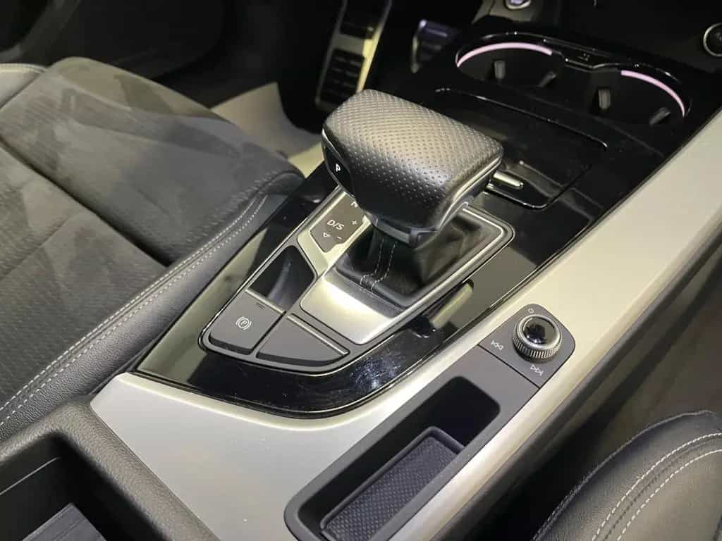 Audi A4 Avant 40 TDI quattro S-Line Competition*Matri 12/2022-photo-14