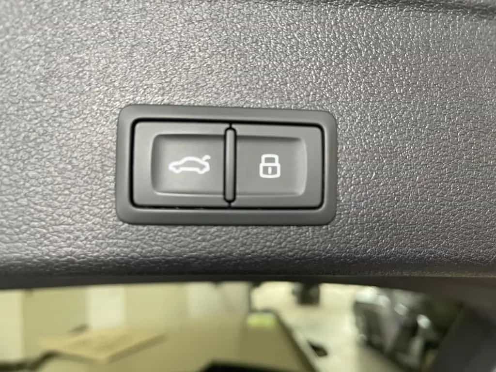 Audi A4 Avant 40 TDI quattro S-Line Competition*Matri 12/2022-photo-9