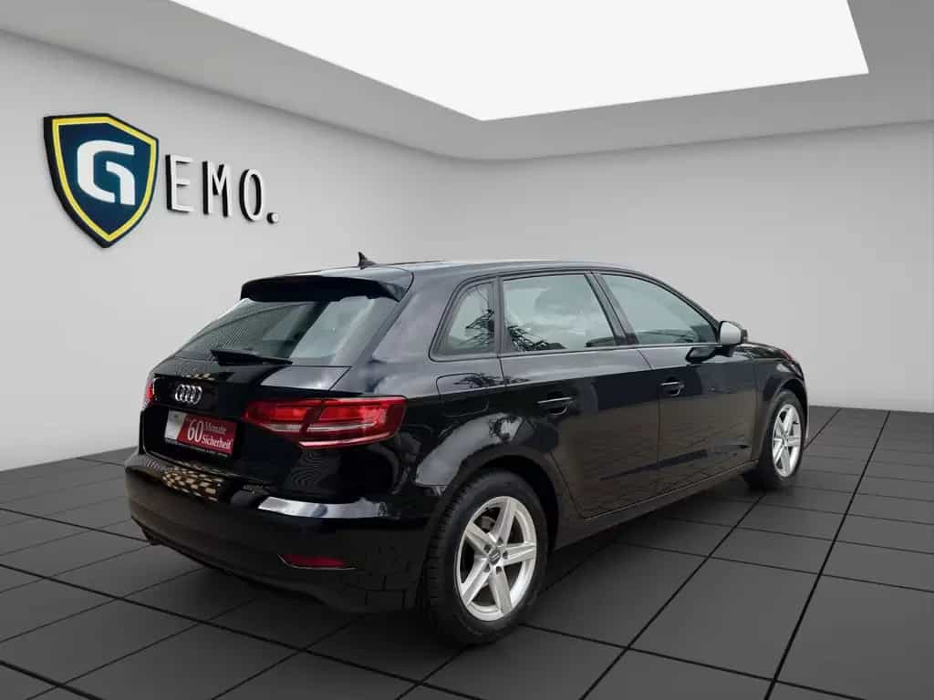 Audi A3 Sportback 35 TFSI NAVI SOUND SHZ PDC RFK 04/2020-photo-7