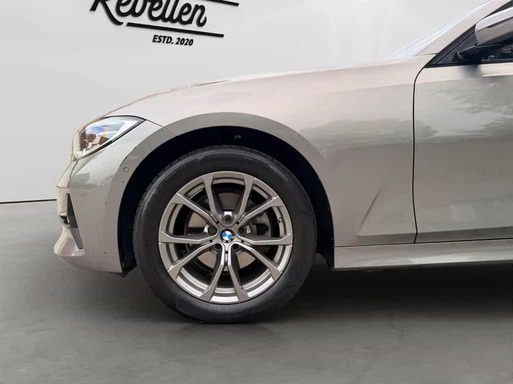 BMW 320 d Touring SportLine/top gepflegt/Ambiente/LED 08/2020-photo-11