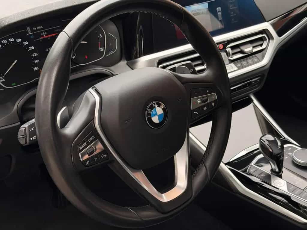 BMW 320 d Touring SportLine/top gepflegt/Ambiente/LED 08/2020-photo-15
