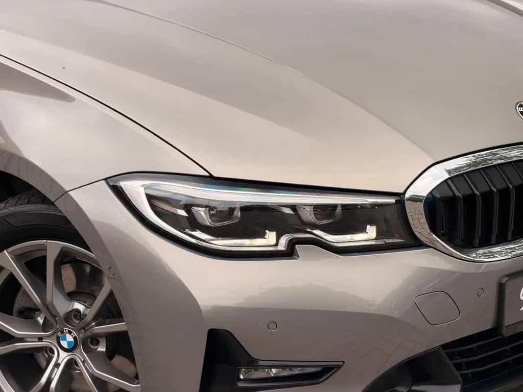 BMW 320 d Touring SportLine/top gepflegt/Ambiente/LED 08/2020-photo-7