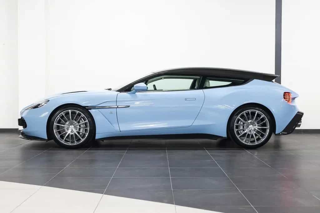 Aston Martin Vanquish ZAGATO SHOOTING BRAKE 1 of 99 08/2019-photo-1