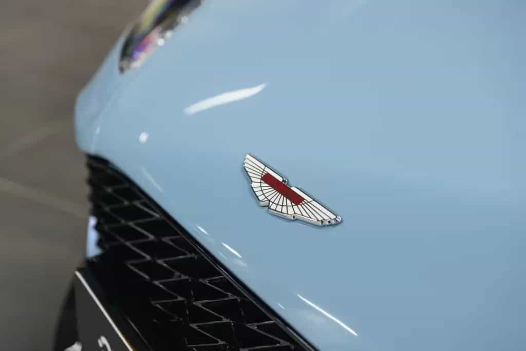 Aston Martin Vanquish ZAGATO SHOOTING BRAKE 1 of 99 08/2019-photo-8