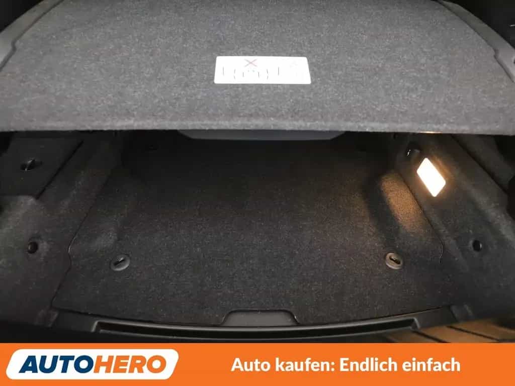 BMW 420 4er 420i Sport Line Aut.*NAVI*HUD*TEMPO*PDC*SHZ* 11/2015-photo-17
