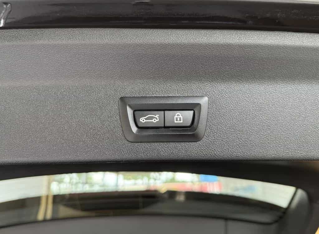 BMW X3 xDr. 20 i M SPORT KAM+HUD+AHK+KOMF+HIFI+19* 04/2020-photo-14