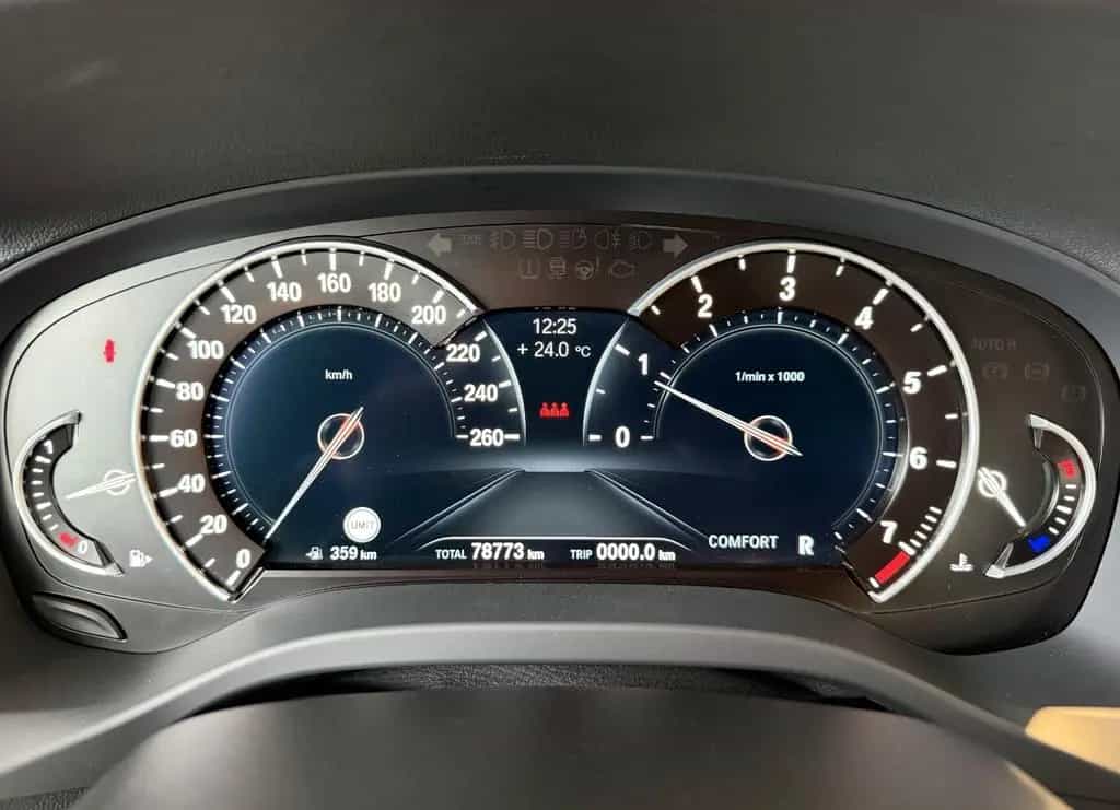 BMW X3 xDr. 20 i M SPORT KAM+HUD+AHK+KOMF+HIFI+19* 04/2020-photo-20
