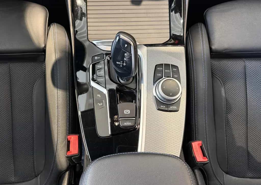 BMW X3 xDr. 20 i M SPORT KAM+HUD+AHK+KOMF+HIFI+19* 04/2020-photo-22