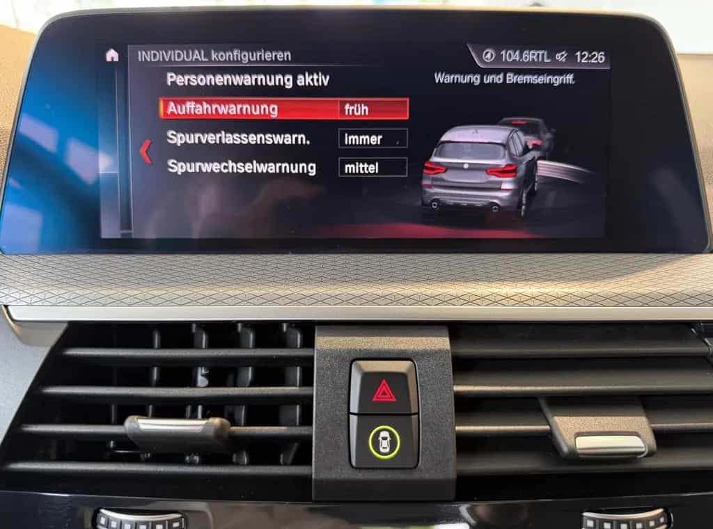 BMW X3 xDr. 20 i M SPORT KAM+HUD+AHK+KOMF+HIFI+19* 04/2020-photo-30