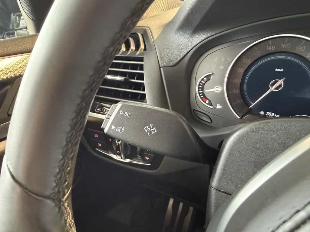 BMW X3 xDr. 20 i M SPORT KAM+HUD+AHK+KOMF+HIFI+19* 04/2020-photo-36