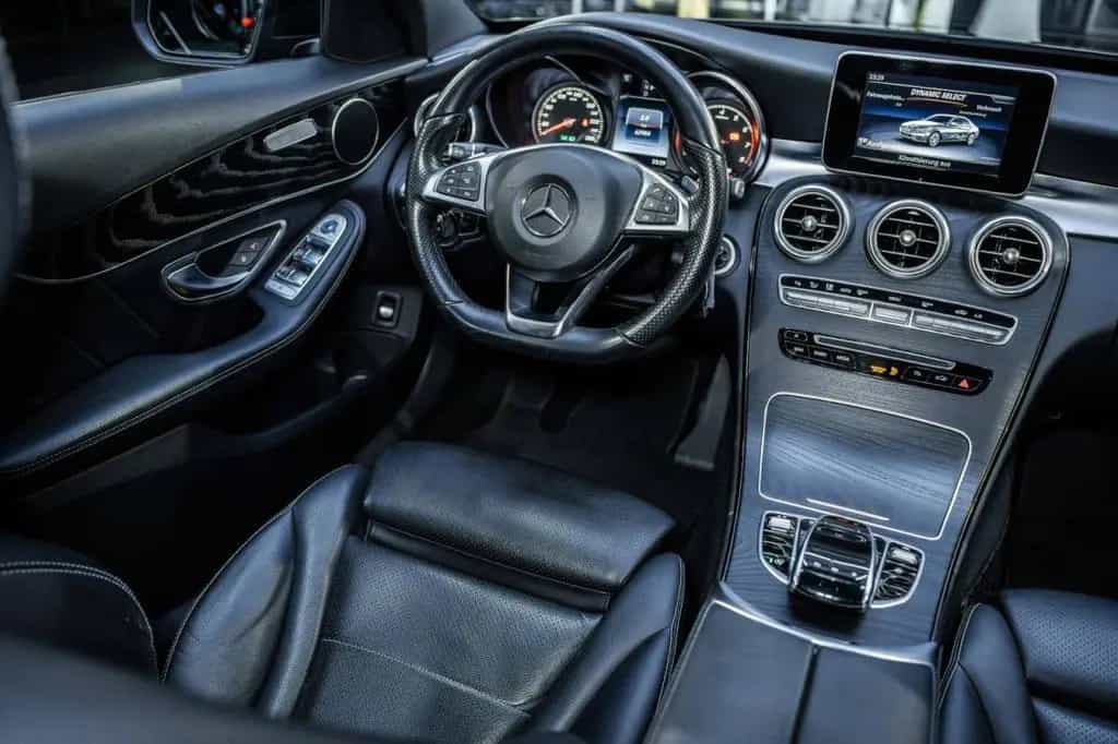 Mercedes-Benz C 180 AMG-Line NAVI LED Night RFK Totw. Ambiente 06/2018-photo-17