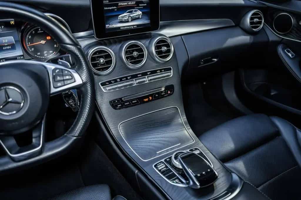 Mercedes-Benz C 180 AMG-Line NAVI LED Night RFK Totw. Ambiente 06/2018-photo-18