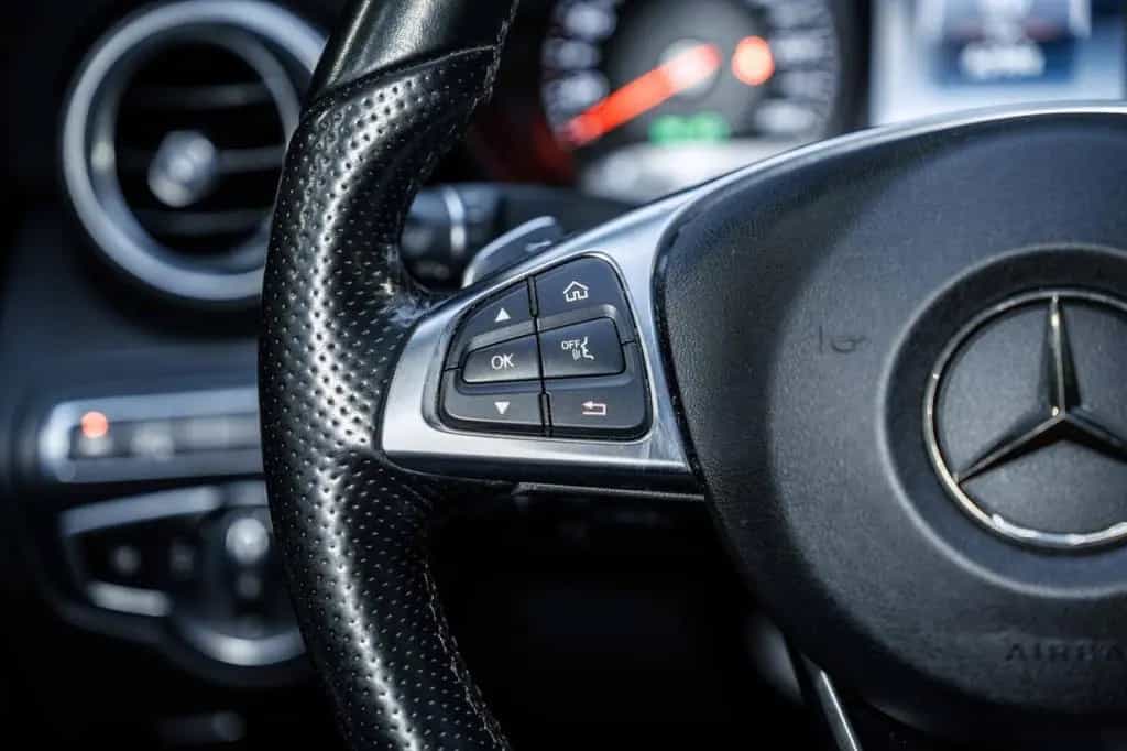 Mercedes-Benz C 180 AMG-Line NAVI LED Night RFK Totw. Ambiente 06/2018-photo-21