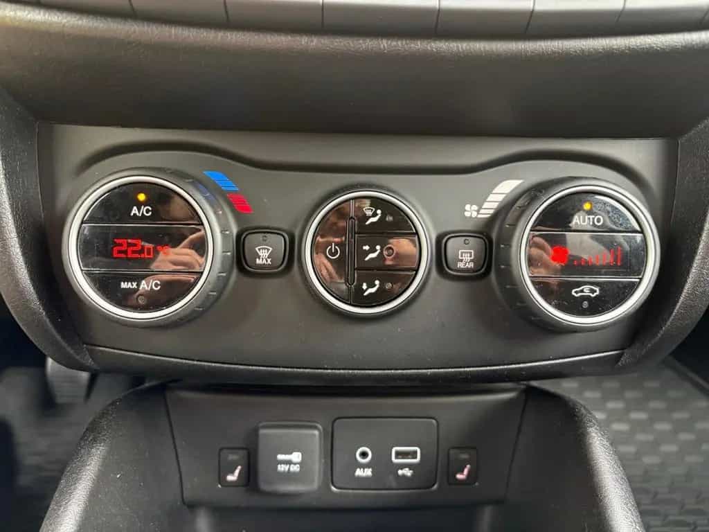 Fiat Tipo Kombi 1.6 Multijet Lounge *ACC*CAM*Navi*SHZ 08/2018-photo-27