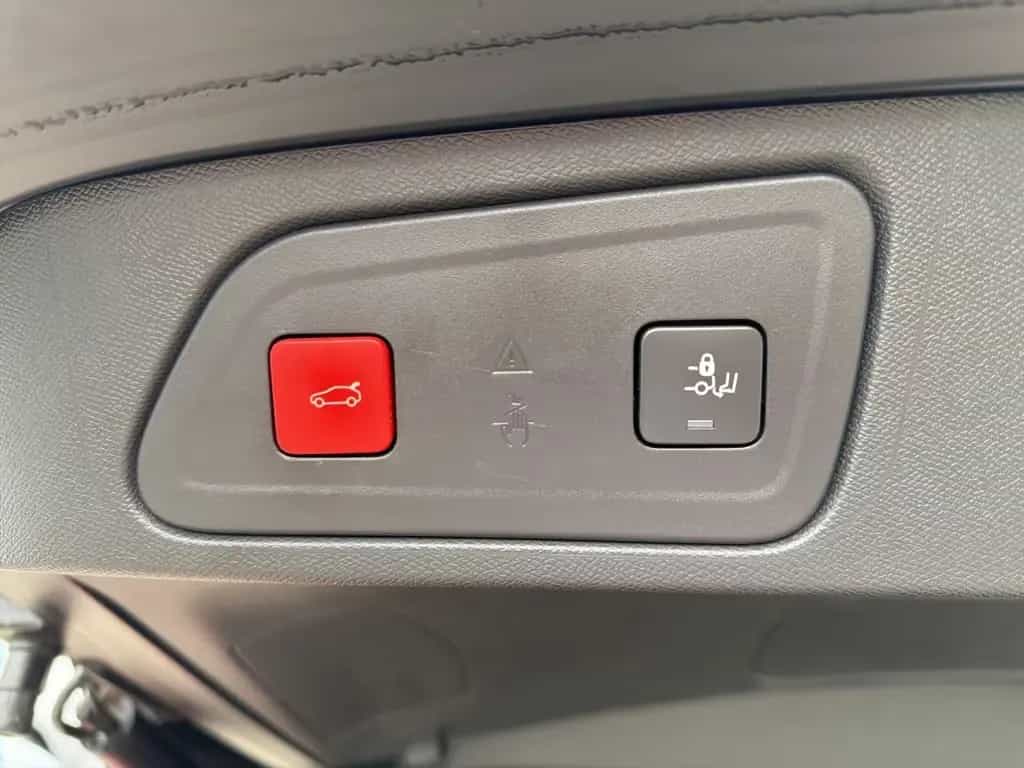 Citroën C5 Aircross Shine Pack AHK-abnehmbar Navi Digita 09/2020-photo-19
