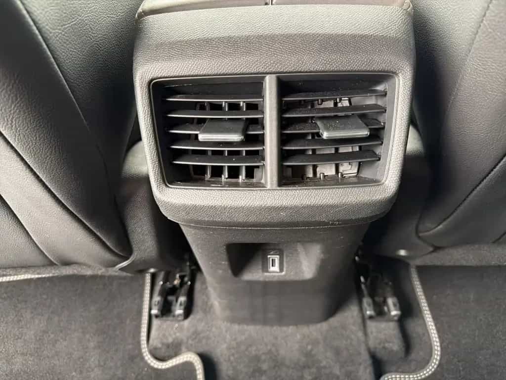 Citroën C5 Aircross Shine Pack AHK-abnehmbar Navi Digita 09/2020-photo-21