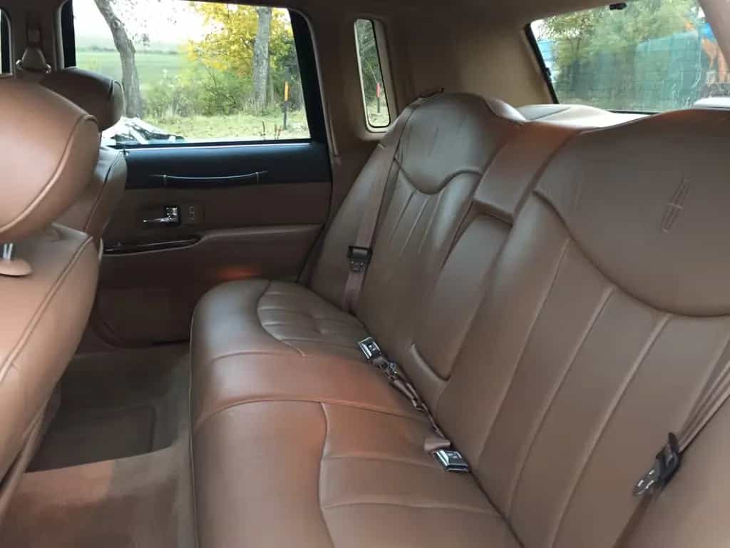 Lincoln Town Car 02/1995-photo-8