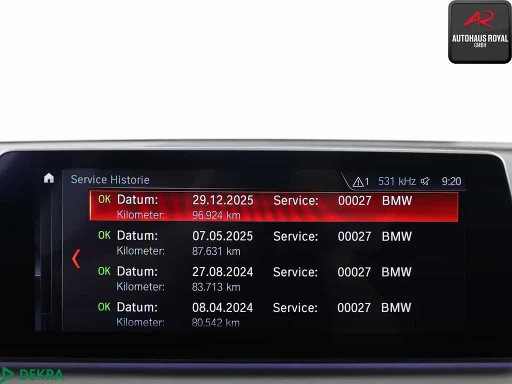 BMW 520 d T xDrive M SPORT HUD,KEYLESS,PANO,KAMERA 11/2019-photo-17