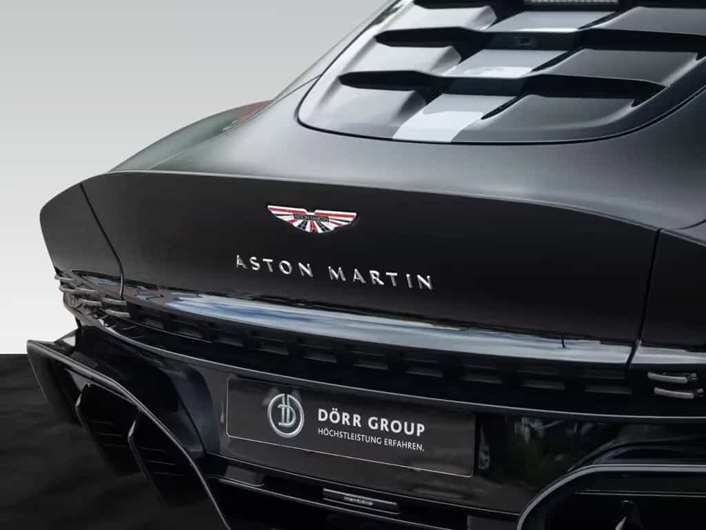 Aston Martin Other Valour | Satin Paint | Lightweight Seats 08/2024-photo-13