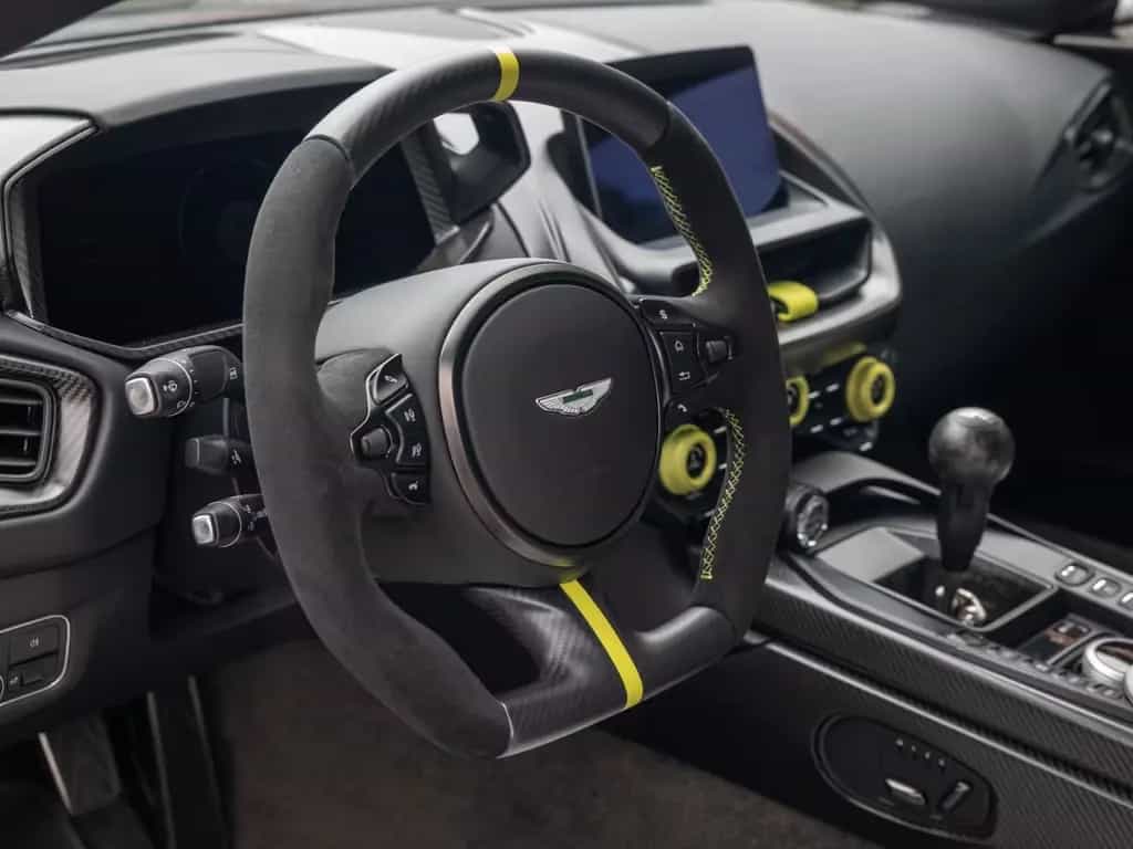 Aston Martin Other Valour | Satin Paint | Lightweight Seats 08/2024-photo-25