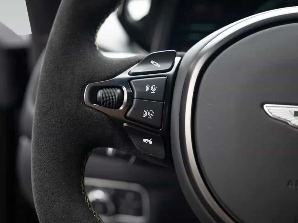 Aston Martin Other Valour | Satin Paint | Lightweight Seats 08/2024-photo-28