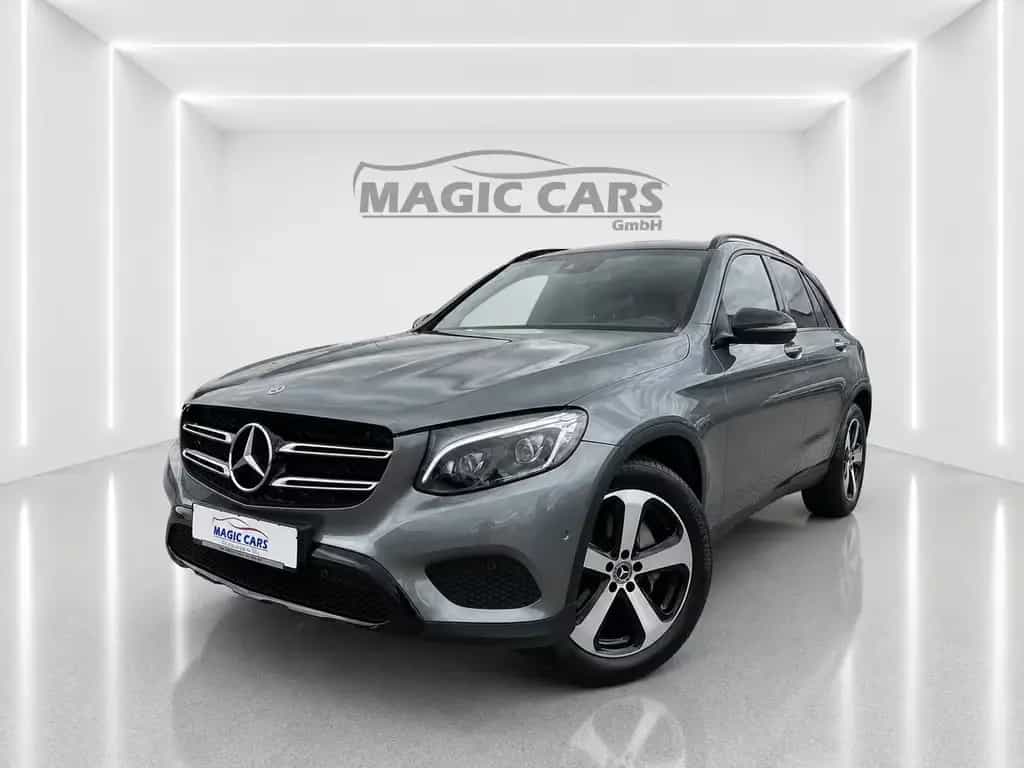 Mercedes-Benz GLC 220 d 4Matic 9G Exclusive*AMG-Int.*Pano*AHK* 06/2018-photo-0