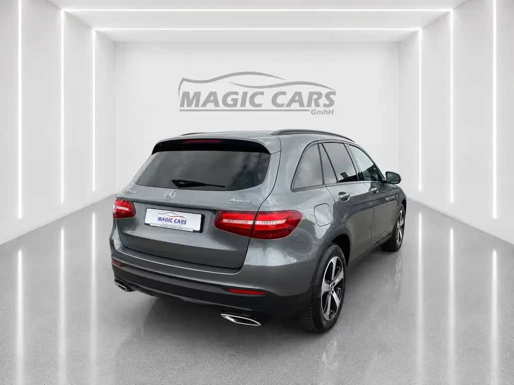 Mercedes-Benz GLC 220 d 4Matic 9G Exclusive*AMG-Int.*Pano*AHK* 06/2018-photo-8
