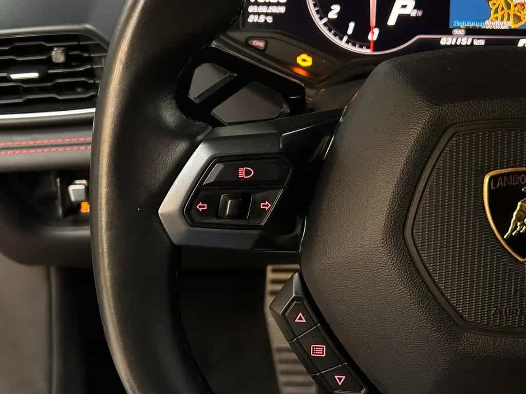 Lamborghini Huracán 580 CARBON+LIFTSYSTEM+NAVI+LED+SHZ+KAMER 04/2016-photo-13