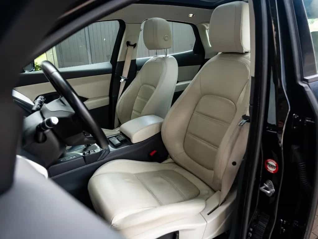 Jaguar E-Pace 2.0 P200 AWD SE Luxury | Vollleder | Pano 09/2019-photo-0