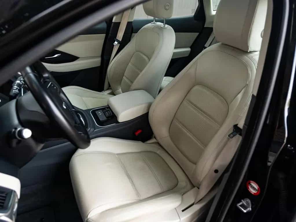 Jaguar E-Pace 2.0 P200 AWD SE Luxury | Vollleder | Pano 09/2019-photo-20